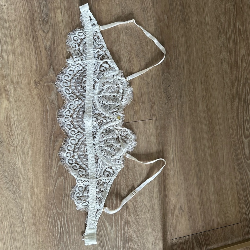 Gooseberry Lace Bralette - White